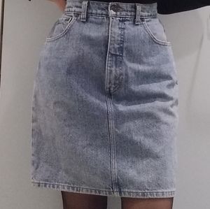 Vintage Levi's denim skirt